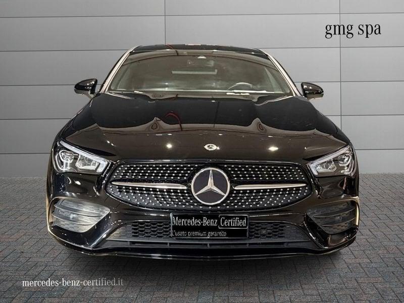 Mercedes-Benz CLA Shooting Brake 200 d Premium auto