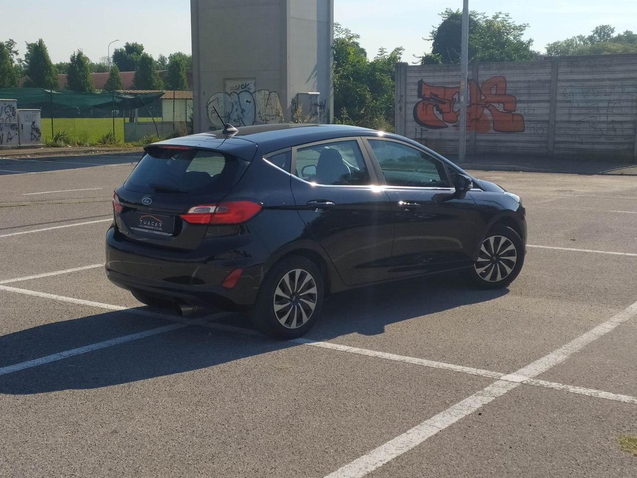 Ford Fiesta Titanium 1.1 75 cv GPL #11526