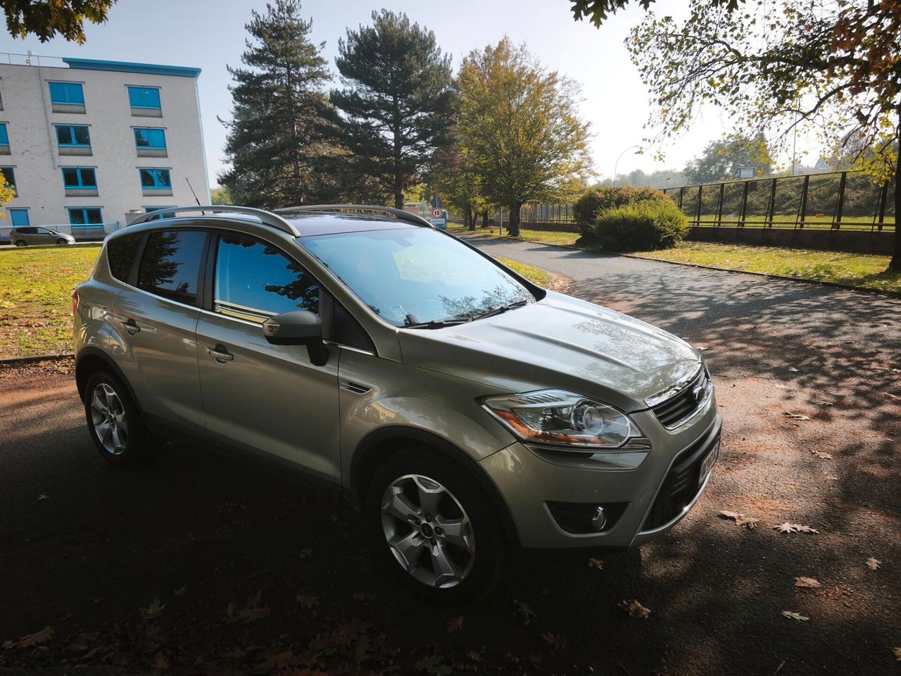 Ford Kuga Kuga+ 2.0 TDCi 136 CV 4WD DPF