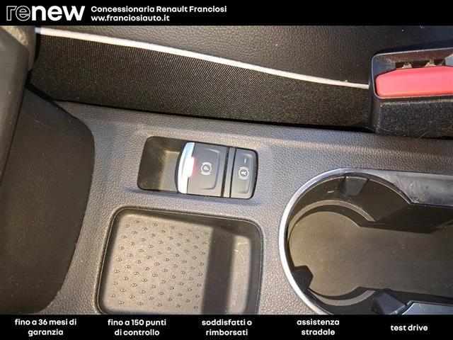RENAULT Captur E-TECH Hybrid 145 FAST TRACK 2023