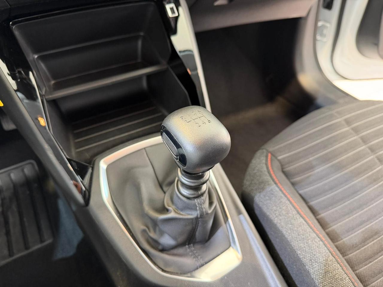 Peugeot 208 BlueHDi 100 Stop&Start 5 porte Active