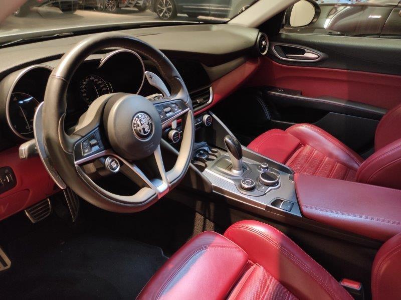 ALFA ROMEO Giulia (2016) - Giulia 2.2 Turbodiesel 210 CV AT8 AWD Q4 Veloce