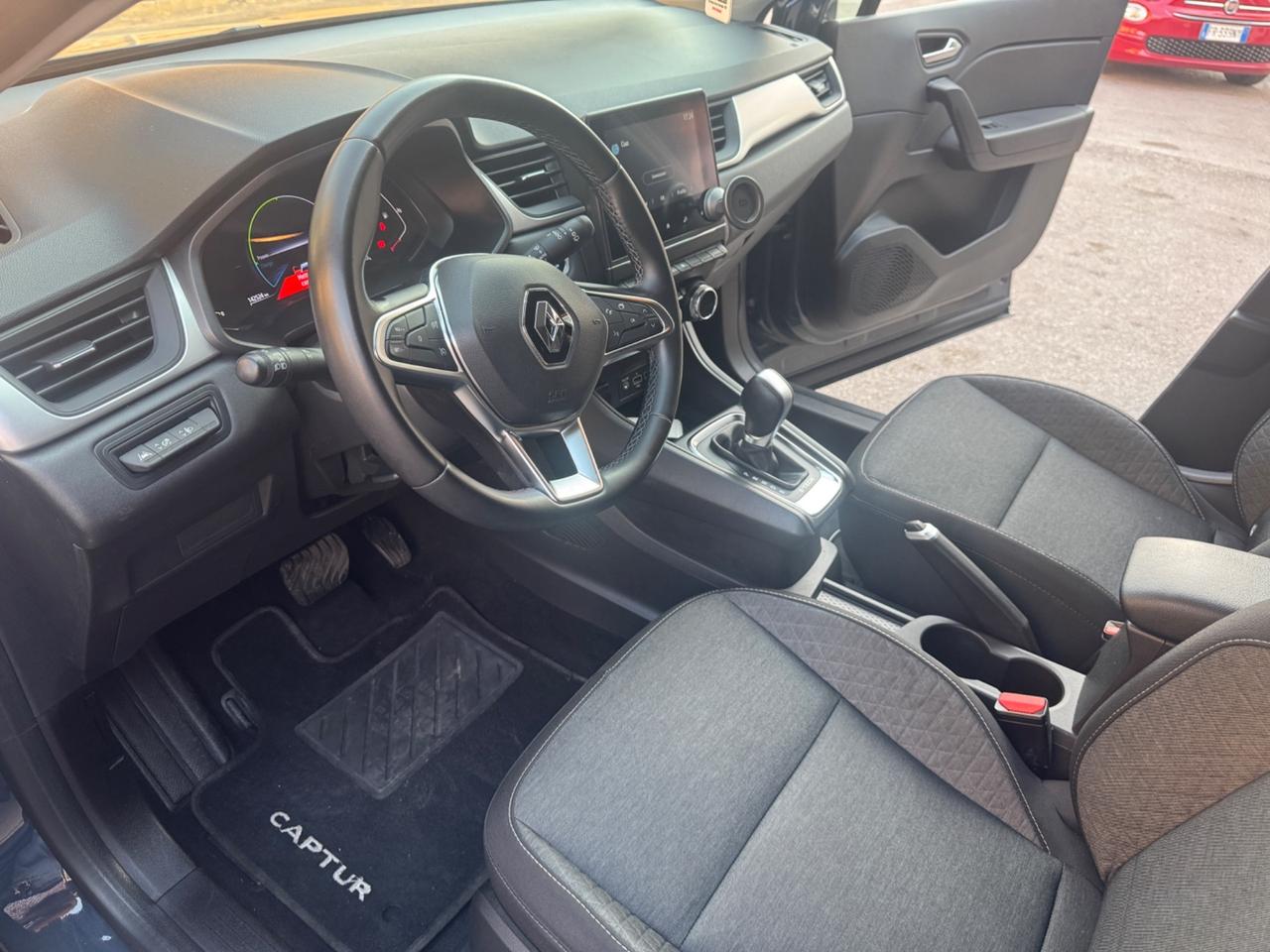 Renault Captur Full Hybrid E-Tech 145 CV Initiale Paris