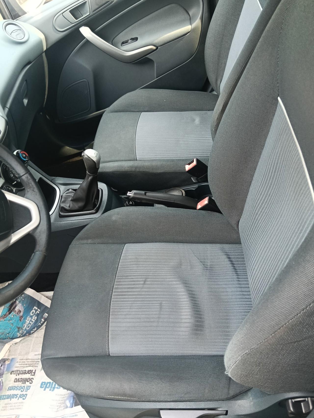 Ford Fiesta 1.2 82 CV 5 porte Titanium