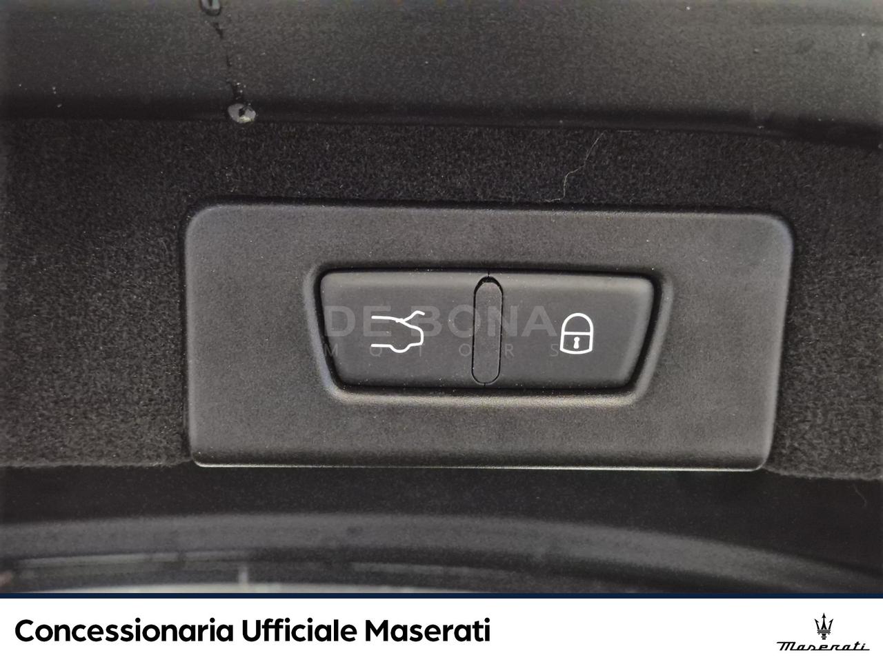 Maserati Ghibli 3.0 v6 ds ribelle black 275cv auto