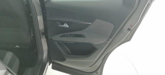 PEUGEOT 3008 BlueHDi 130 S&S Active Business