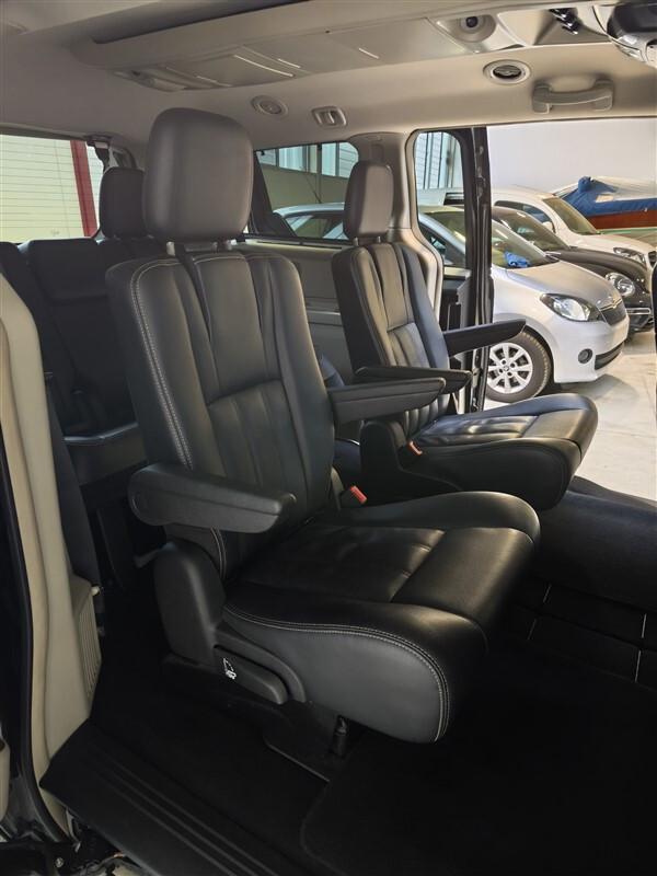 Lancia Voyager 2.8 JTDM 163cv Gold - IVA ESPOSTA