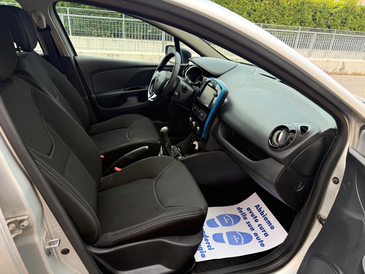 Renault Clio 1.2 75CV 5 porte Zen