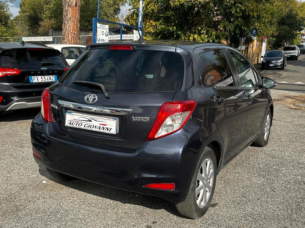 Toyota Yaris 1.4 D-4D 5 porte Lounge
