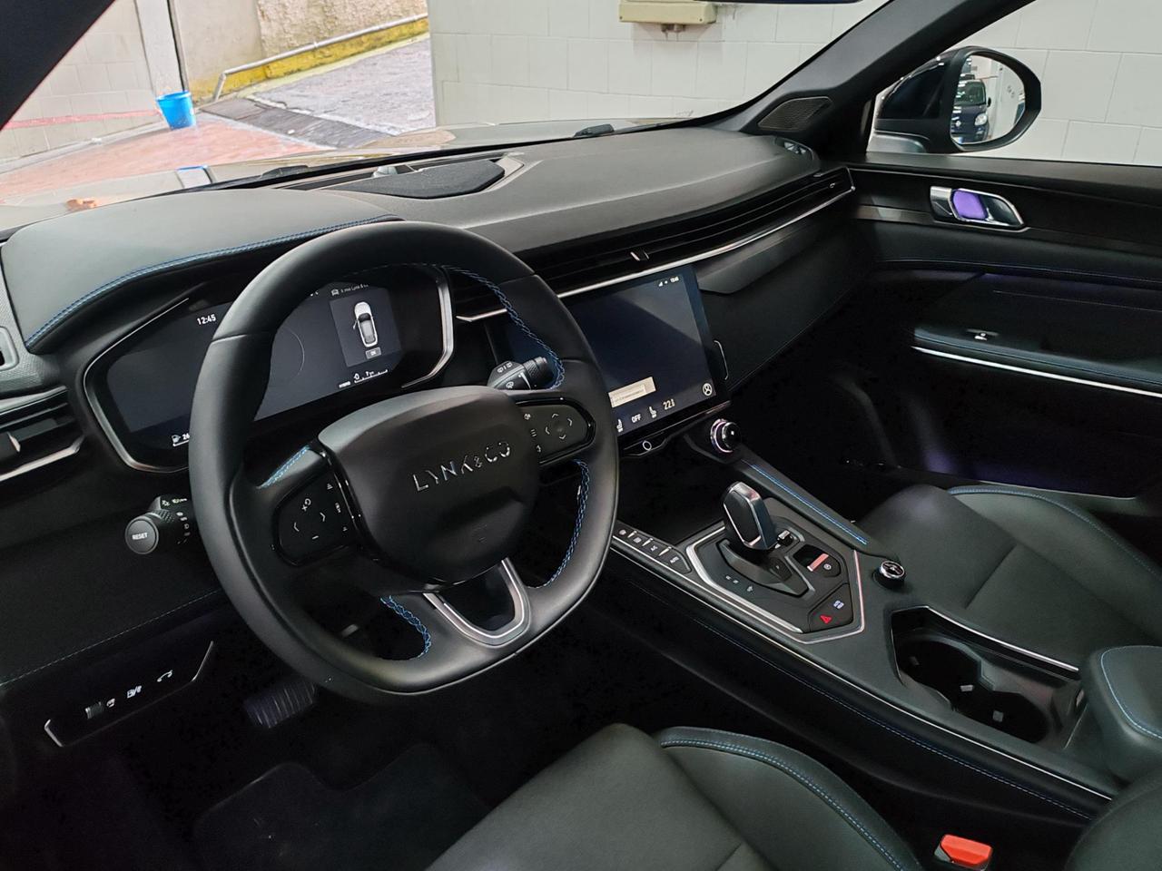 Lynk & Co 01 1.5 phev auto "MY 2024"