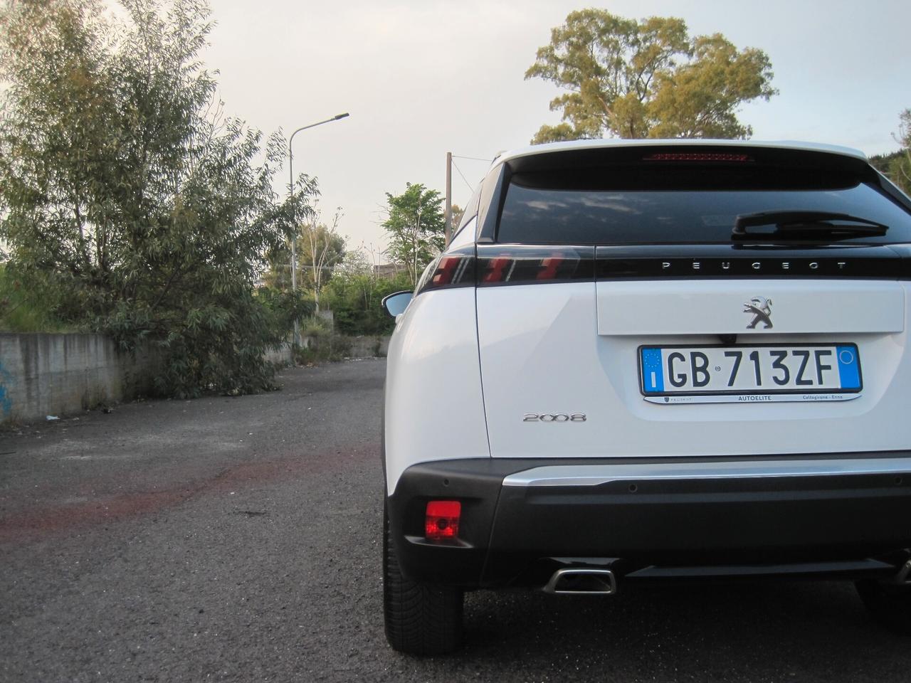 Peugeot 2008 PureTech 130 S&S Allure Pack