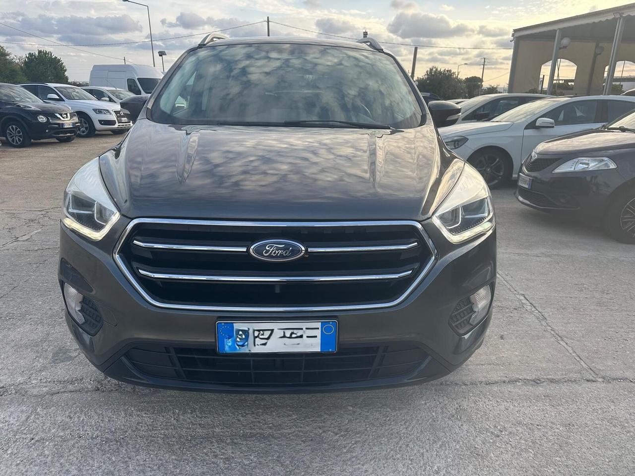 Ford Kuga 1.5 EcoBlue 120 CV Titanium (2019) | Solo 102.900 KM -