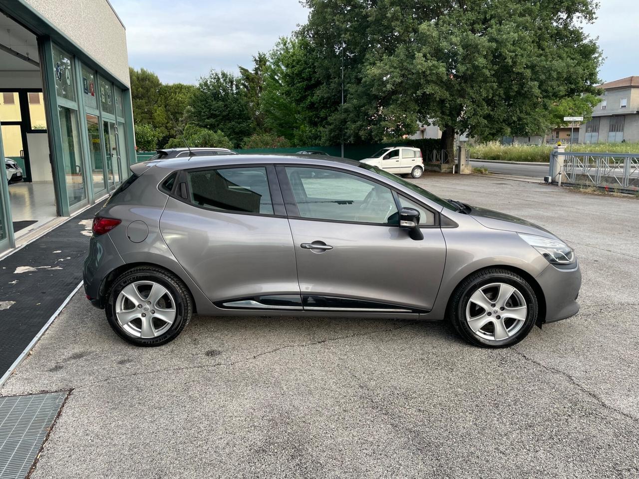 Renault Clio 1.5 dCi 75CV Live NEOPATENTATI