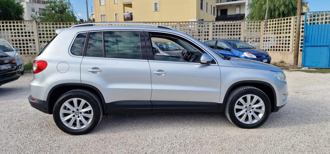 Volkswagen Tiguan 2.0 TDI DPF 4MOTION Sport & Style