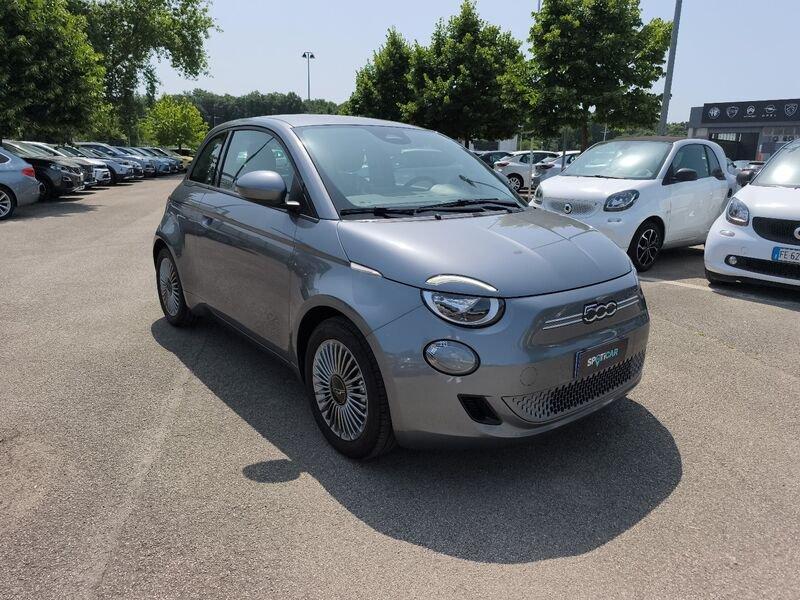 FIAT 500 LA NUOVA Nuova Hatchback My23 La Nuova - 190 Berlina