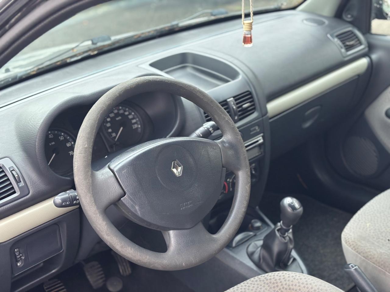 Renault Clio Storia 1.2 16V 3 porte Dynamique