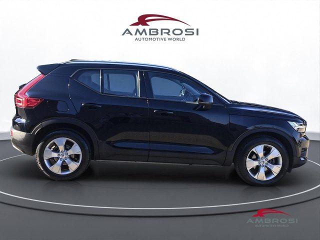 VOLVO XC40 D3 Business Plus - AUTOCARRO N1