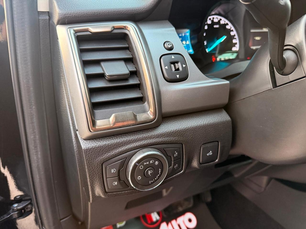 Ford Ranger 2.0 automatico Limited 54000km