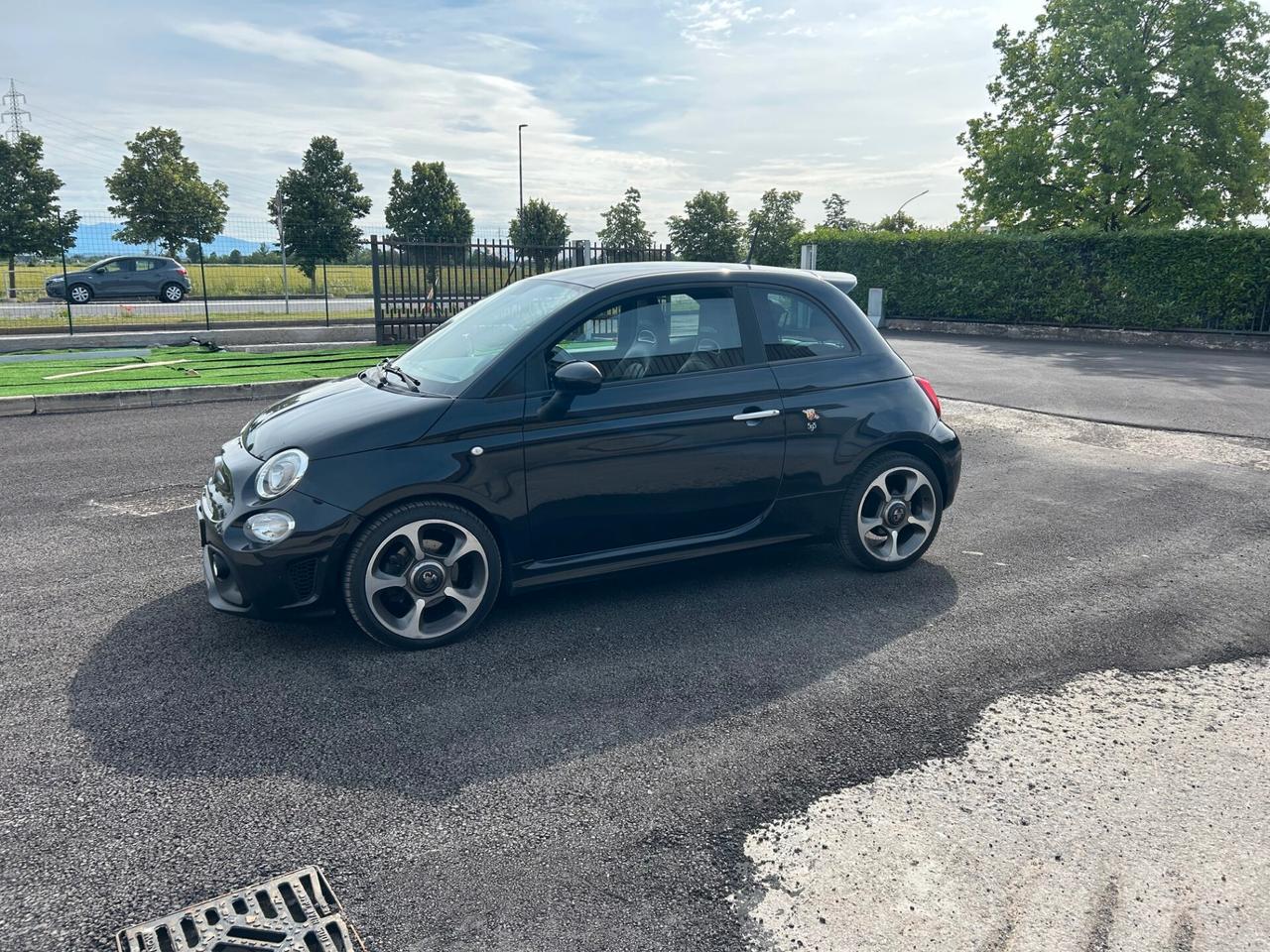 Abarth 595 1.4 Turbo pelle nera tutta tagliandata Cambio manuale!! Unico Proprietario!!