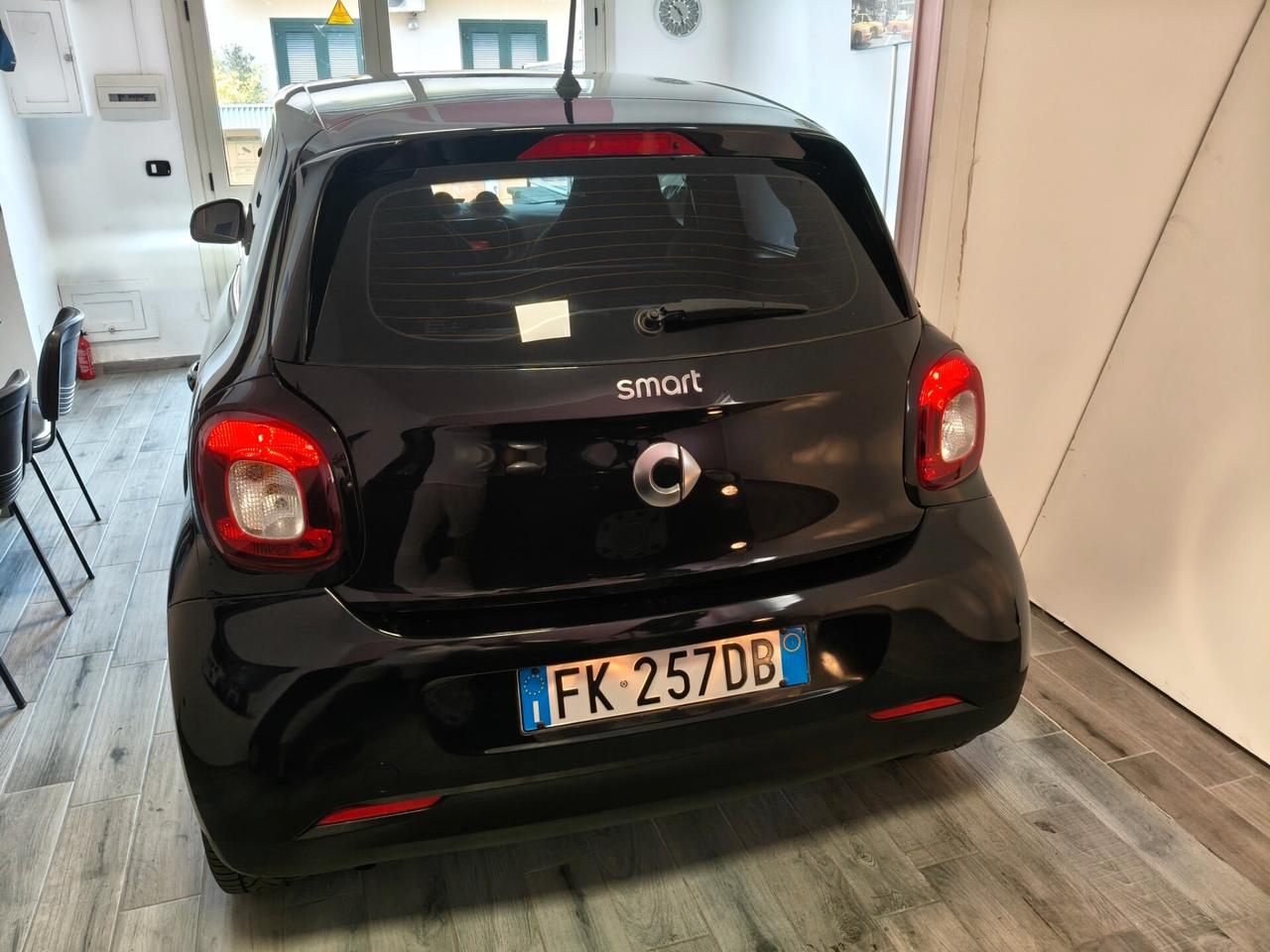 Smart ForFour 1.0 GPL FINE2017 FULL OPTIONAL