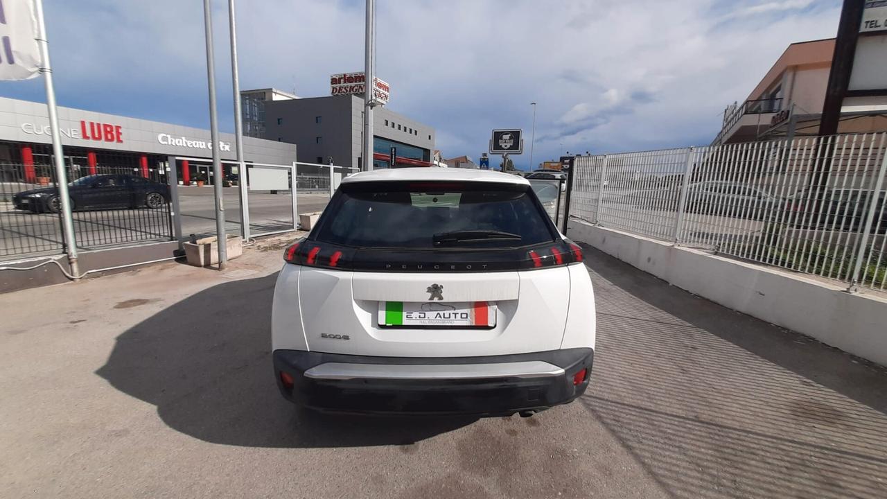 Peugeot 2008 PureTech 100 S&S Allure