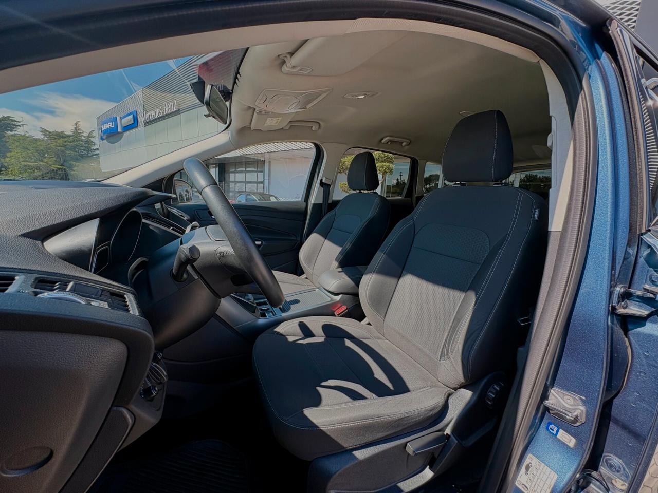 Ford Kuga 1.5 TDCI 120 CV S&S 2WD Business