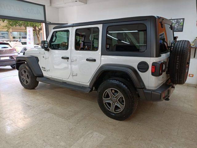 Jeep Wrangler Unlimited 2.2 Mjt II Sport