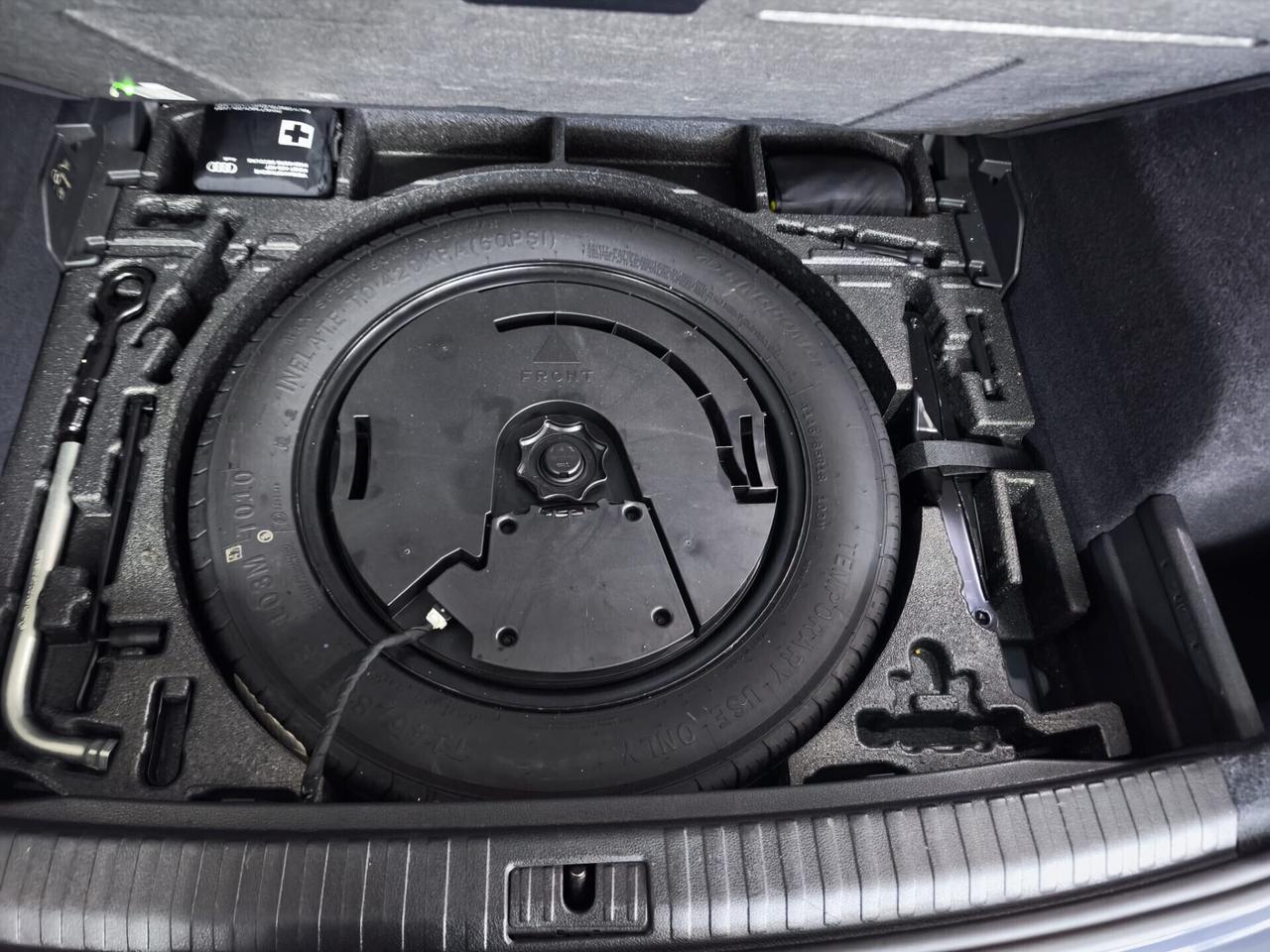 Audi Q3 35 TDI S tronic Business Advanced 64000km!!!