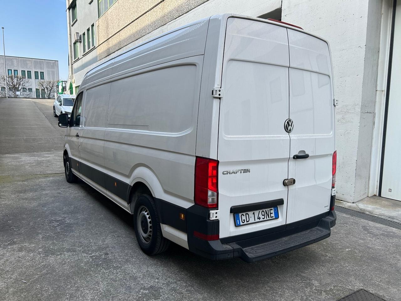 Volkswagen Crafter 35 2.0 BiTDI 177CV aut. PL-SL-TA Furgone Business