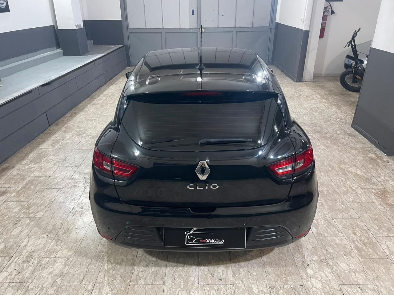 Renault Clio dCi 8V 75 CV Start&Stop 5 porte Energy Duel