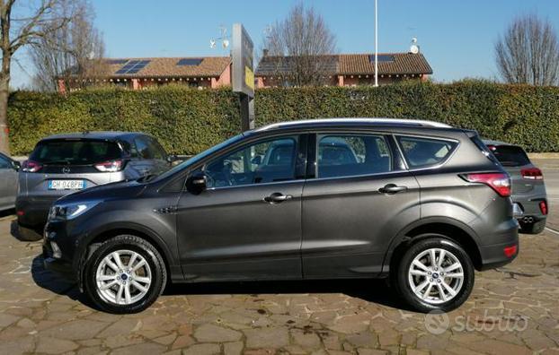 FORD Kuga 2.0 TDCI 120 CV S&S 2WD Powershift Bus