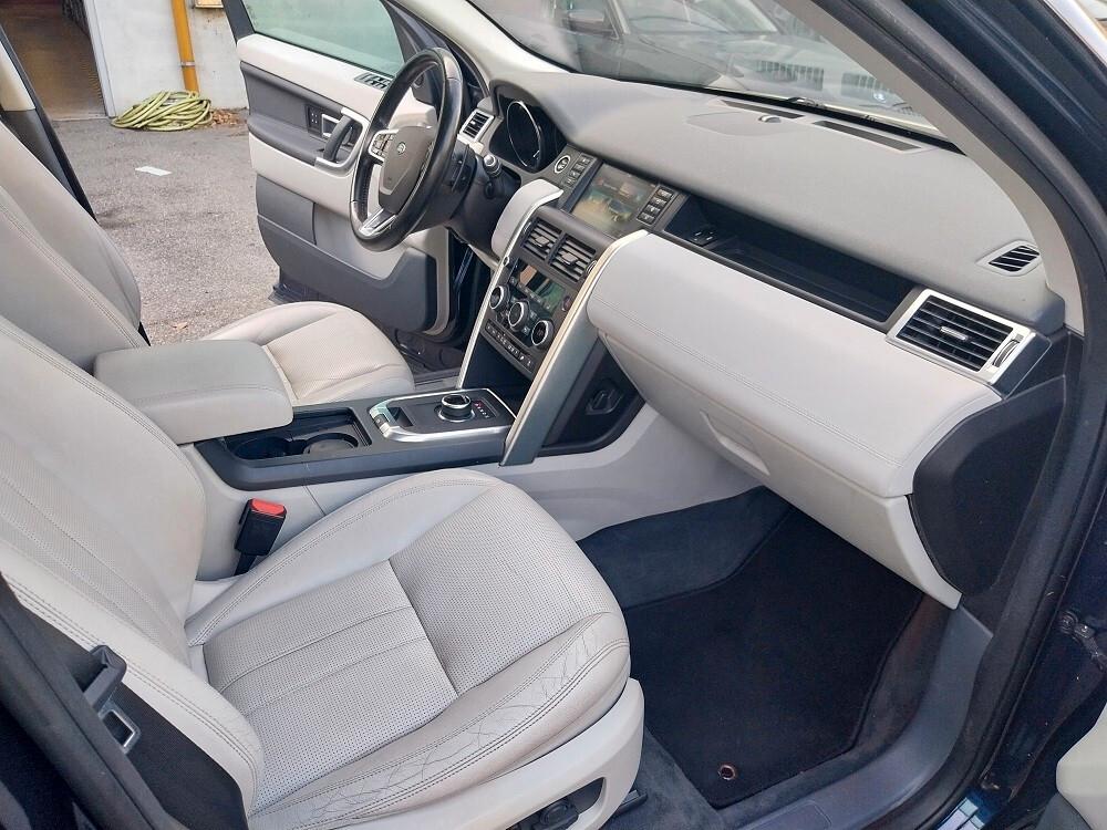 Land Rover Discovery Sport 2.0 TD4 180 CV HSE Luxury