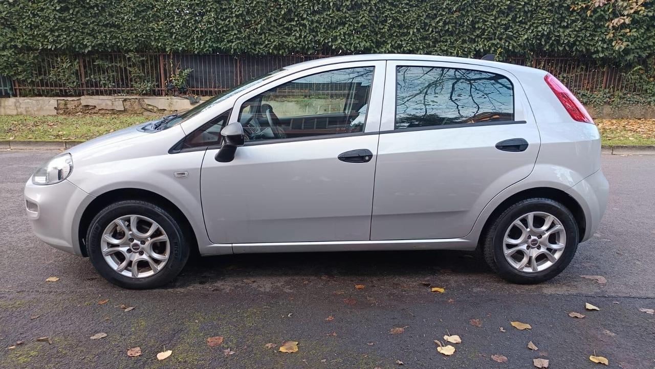 Fiat Punto Evo 1.2 benzina neopatentati