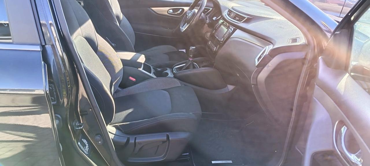 Nissan Qashqai 1.6 dCi 4WD Tekna