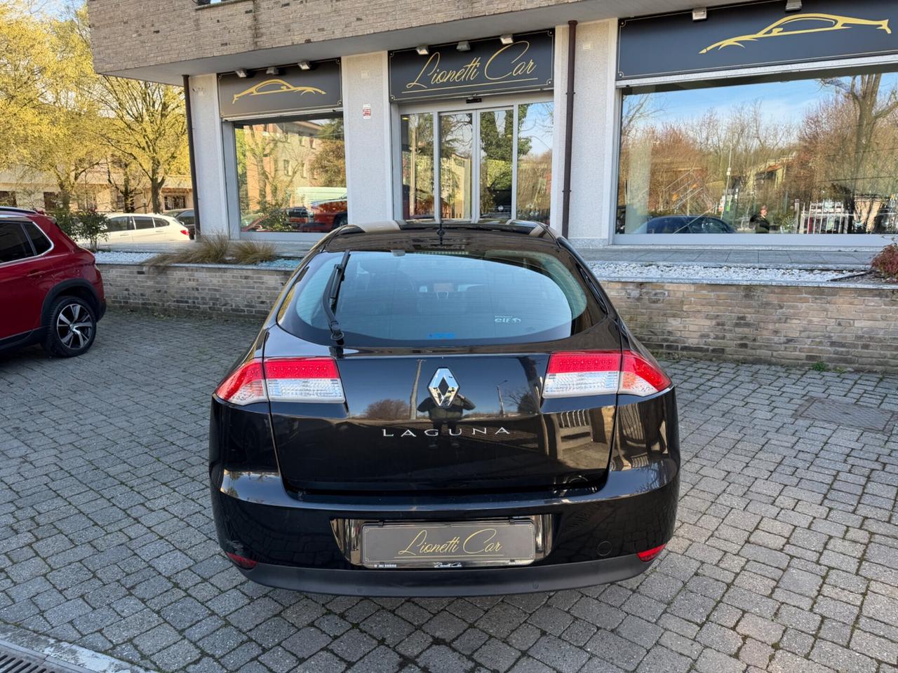 Renault Laguna 2.0 16V Initiale