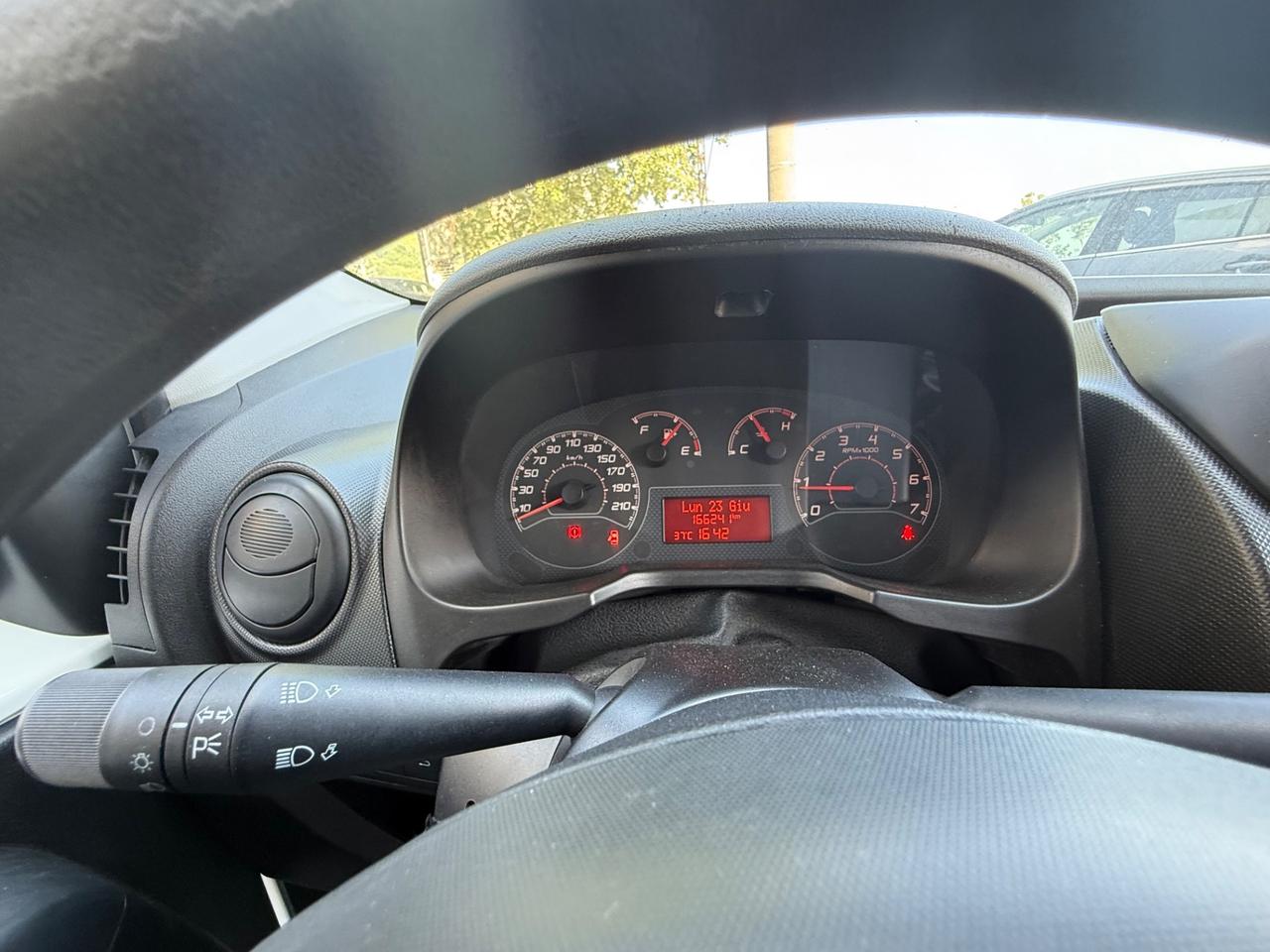 Fiat Fiorino 1.3 MJT 95CV Cargo Adventure