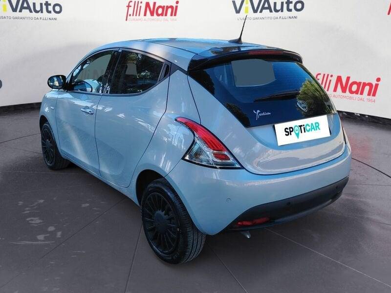 Lancia Ypsilon Ypsilon 1.0 FireFly 5 porte S&S Hybrid Silver