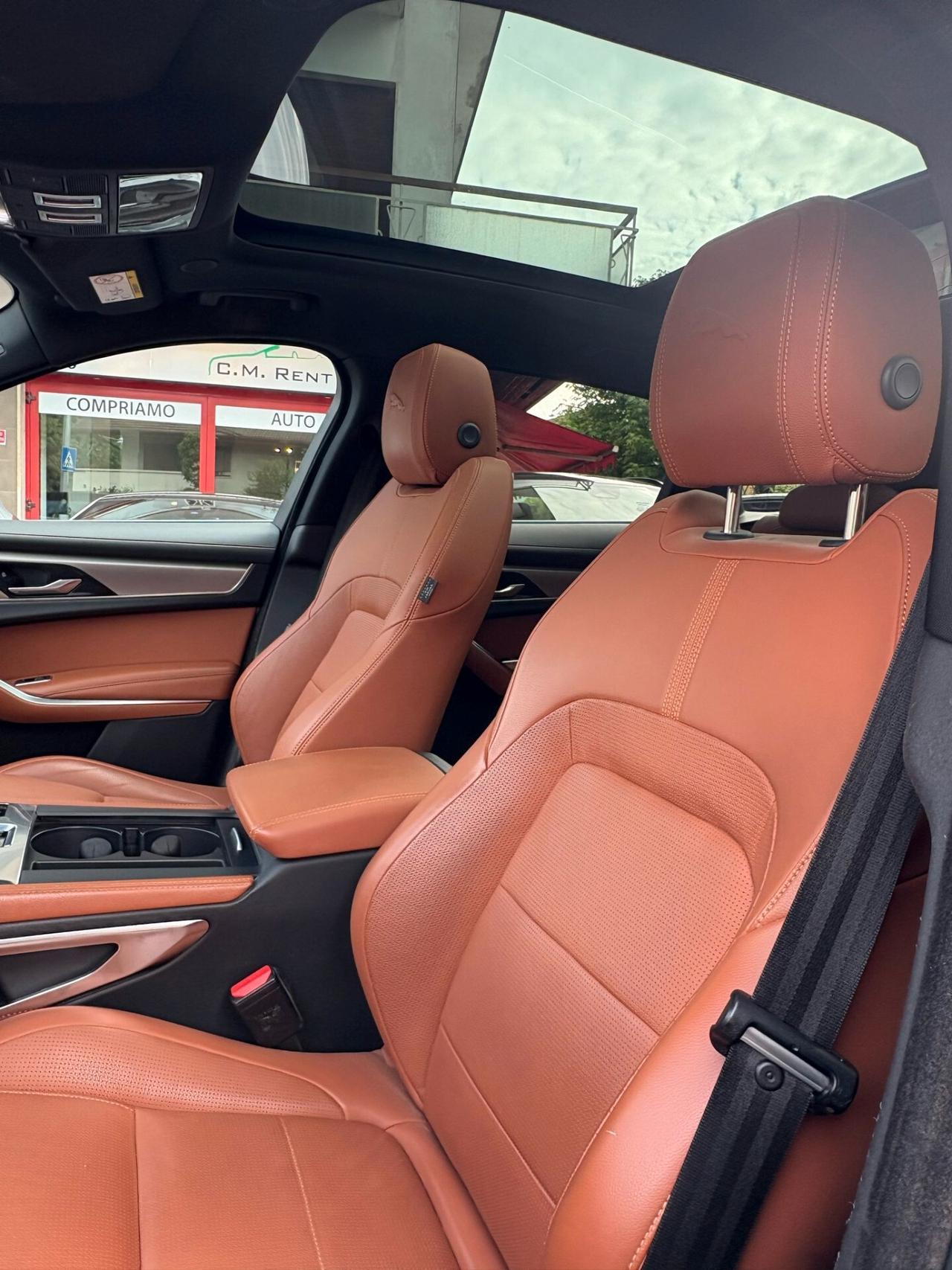 Jaguar F-Pace 2.0 D 204 CV AWD aut. R-Dynamic S