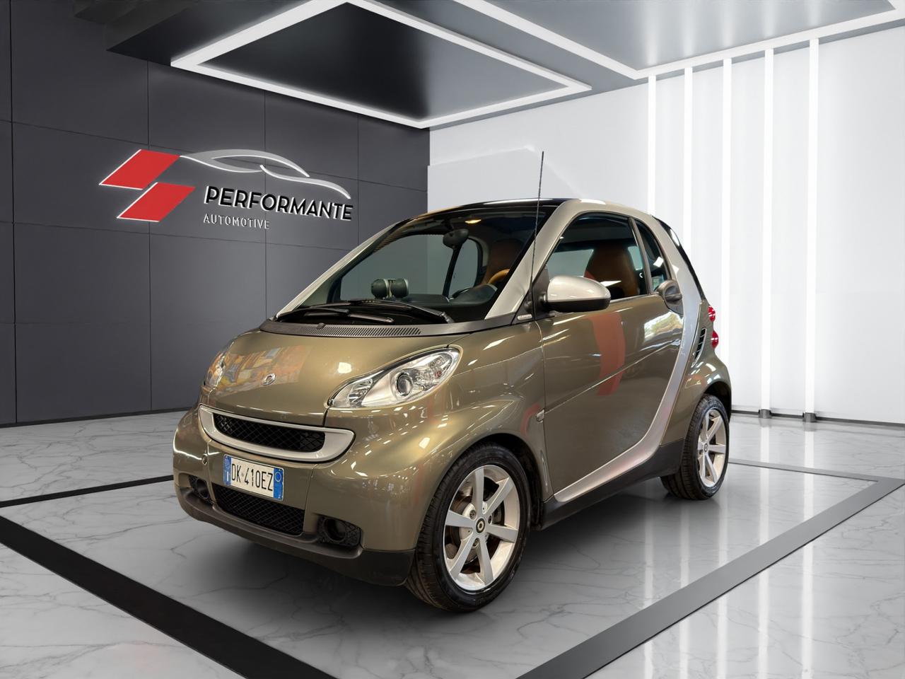 Smart fortwo coupe Fortwo 1.0 Pulse 71cv LIMITED ONE
