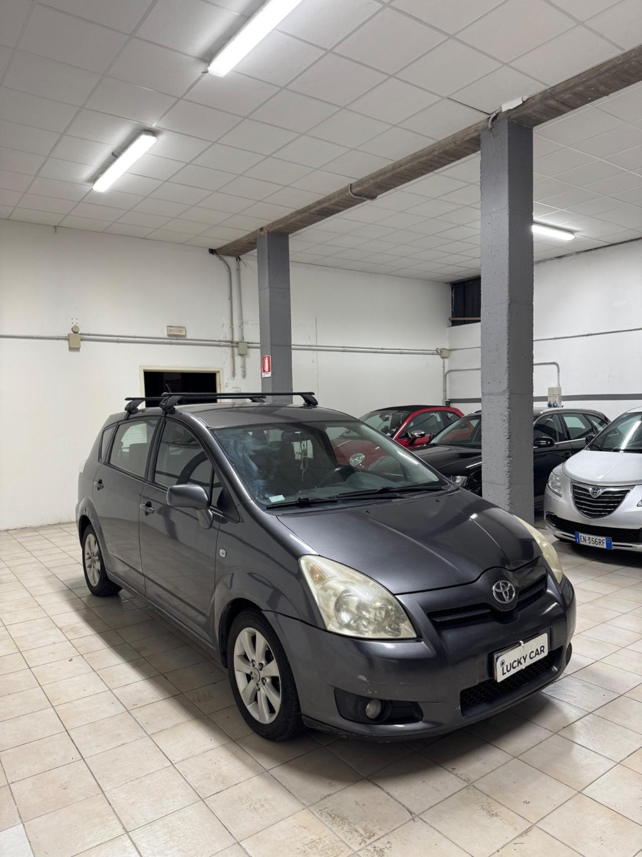 Toyota Corolla Verso 2.2 16V D-4D D-Cat