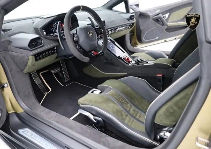 Lamborghini Huracan SPETTACOLARE Sterrato my 24 verde gea garanzia ufficiale