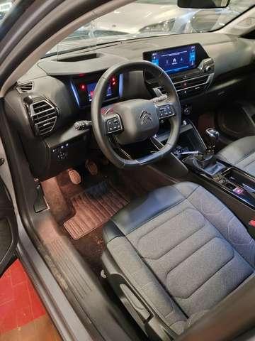 Citroen C4 1.2 130cv Feel Pack+ R18 + Navi + Head Up Display