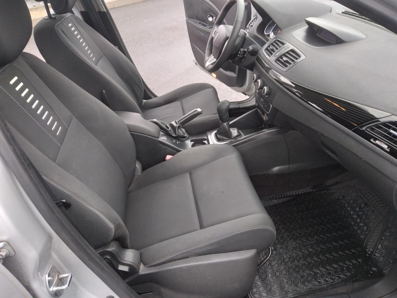 Renault Mégane 1.5 dCi 90CV SporTour Wave x neopatentati