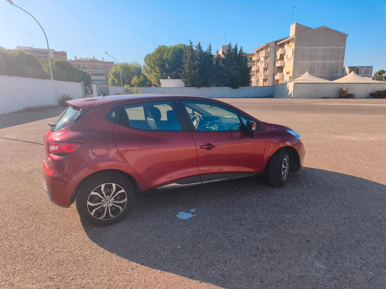 Renault Clio TCe 12V 75 CV 5 porte (12 mesi di garanzia)