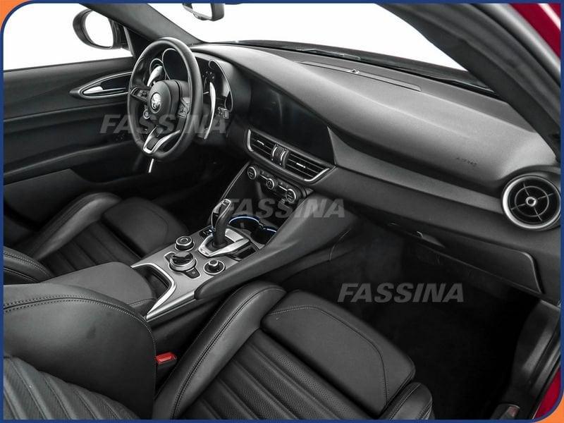 Alfa Romeo Giulia 2.0 Turbo 280 CV AT8 AWD Q4 Veloce