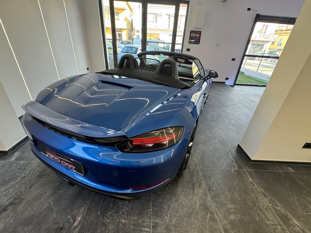 Porsche 718 Spyder Boxster 2.0
