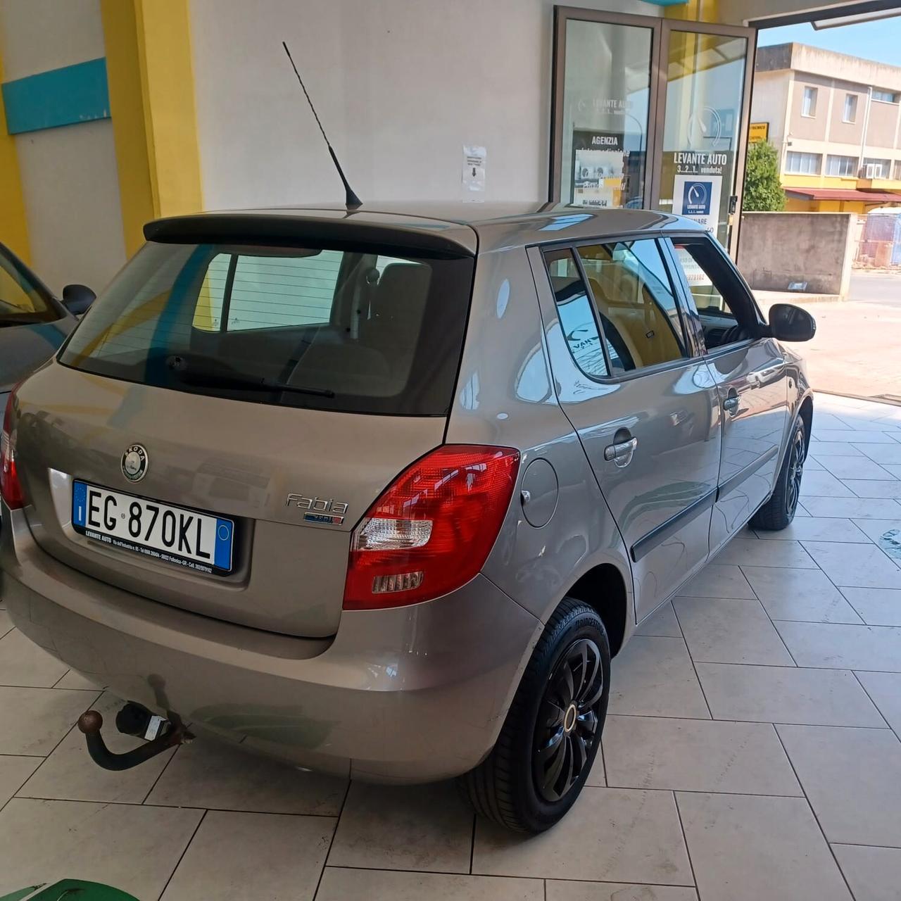 24MESI DI GARANZIA FABIA 1.6 PAGATE SOLO I LAVORI