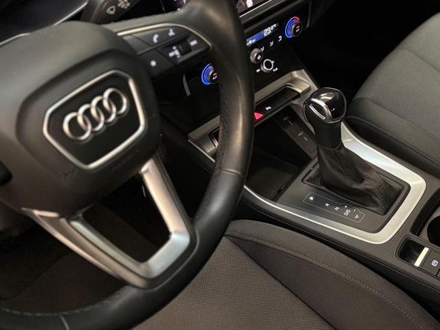 AUDI Q3 35 TDI quattro S tronic Business Advanced