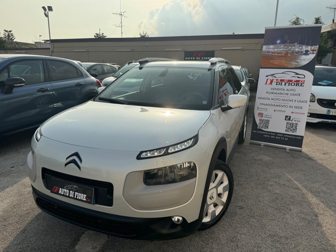 Citroen C4 Cactus 1.2 PureTech 82 Shine NAVI RETROCAMERA