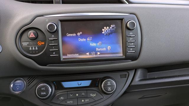 TOYOTA Yaris Hybrid Cool 1.5cc 73cv CAMERA POST. BLUETOOTH